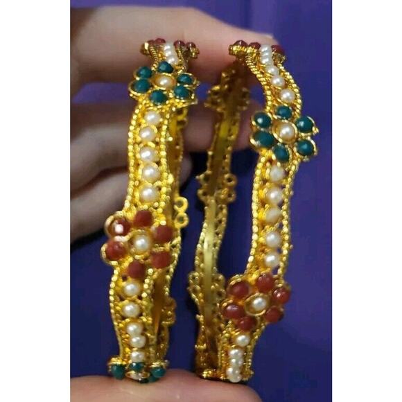 Set Of 2 Gold Tone Bangle Bracelets With Red & Green Flowers & Mini Faux Pearls - Picture 2 of 14